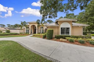 7310 Reserve Creek Drive, Port Saint Lucie, FL 34986 - MLS#B26043392