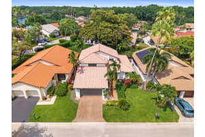 2116 Austin , Weston, FL 33326 - MLS#B26043419