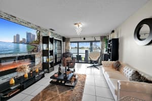 627 Banks Road, Margate, FL 33063 - MLS#B26043450