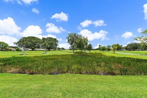261 Old Meadow Way Way, Palm Beach Gardens, FL 33418 - MLS#B26043524