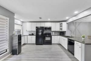 4148 Palm Forest Drive, Delray Beach, FL 33445 - MLS#B26043540