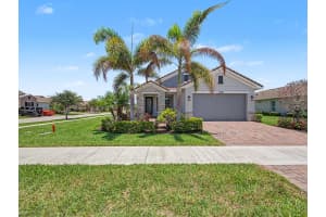 12520 Weeping Willow Avenue, Port Saint Lucie, FL 34987 - MLS#B26043607