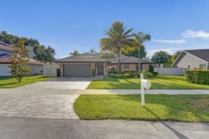 800 Blue Ridge Way, Davie, Fl 33325, Davie 800 Blue Ridge Way, Davie, Fl 33325, Davie