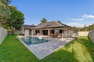 800 Blue Ridge Way, Davie, FL 33325 - MLS#B26043699