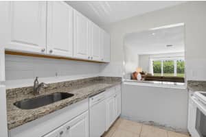 13984 V�a Flora , Delray Beach, FL 33484 - MLS#B26043836
