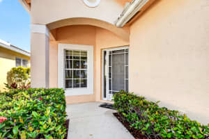 7695 Cherry Blossom Way, Boynton Beach, FL 33437 - MLS#B26043846