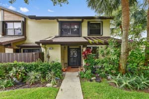 4587 Carambola Circle, Coconut Creek, FL 33066 - MLS#B26043942