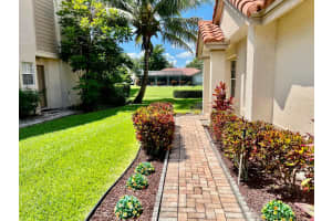 10840 Cypress Glen Drive, Coral Springs, FL 33071 - MLS#B26044102