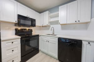 9440 8th Street, Boca Raton, FL 33428 - MLS#B26044194