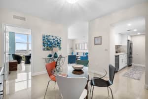 625 Casa Loma Boulevard, Boynton Beach, FL 33435 - MLS#B26044236