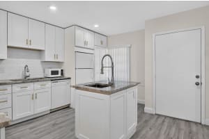 20846 Vinesta Circle, Boca Raton, FL 33433 - MLS#B26044238