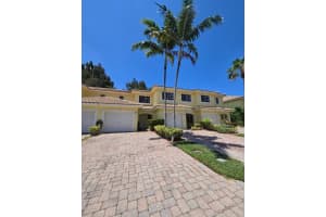 921 Imperial Lake Road, West Palm Beach, FL 33413 - MLS#B26044254
