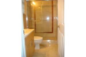 7971 NW 156th Terrace, Miami Lakes, FL 33016, Sold 09/30/16