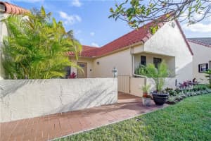 2045 Maplewood Dr, Coral Springs, FL 33071, Sold 06/15/16