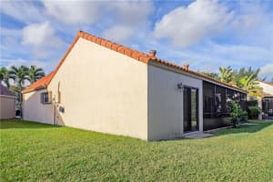 2045 Maplewood Dr, Coral Springs, FL 33071, Sold 06/15/16