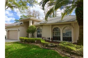 5463 NW 57th Way, Coral Springs, FL 33067, Sold 06/14/16