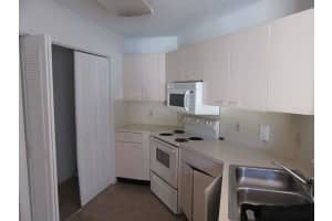 6288 NW 186th St, Hialeah, FL 33015, Sold 04/14/16