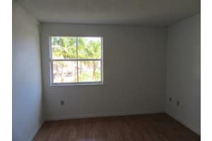 6288 NW 186th St, Hialeah, FL 33015, Sold 04/14/16