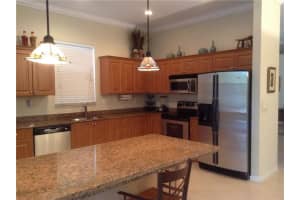 8000 NW 70th Ave, Parkland, FL 33067, Sold 04/29/16