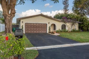 3681 NW 114th Ave, Coral Springs, FL 33065, Sold 06/07/16