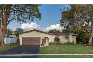3681 NW 114th Ave, Coral Springs, FL 33065, Sold 06/07/16
