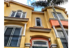 1853 Coral Heights Ln, Oakland Park, FL 33308, Sold 08/12/16