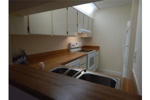 3712 N University Dr, Coral Springs, FL 33065, Sold 04/22/16