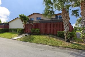 4181 Landar Dr N, Lake Worth, FL 33463, Sold 05/16/16