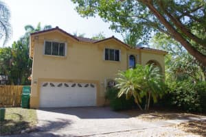 2645 Rampart Way N, Hollywood, FL 33026, Sold 05/09/16