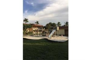 850 E Commercial Blvd #135e, Oakland Park, FL 33334, Sold 04/26/16