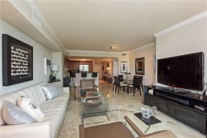 401 SW 4th Ave, Fort Lauderdale, FL 33315, Sold 07/20/16
