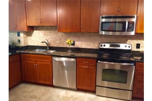 2029 N Ocean Blvd, Fort Lauderdale, FL 33305, Sold 10/18/16