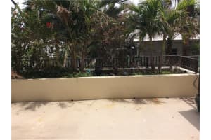2300 NE 33rd Ave, Fort Lauderdale, FL 33305, Sold 08/25/16
