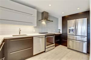 390 N Federal Hwy, Deerfield Beach, FL 33441, Sold 07/26/16