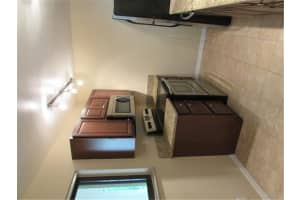 140 NW 70th St, Boca Raton, FL 33487, Sold 04/20/16