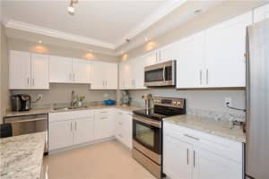 2300 NE 33rd Ave, Fort Lauderdale, FL 33305, Sold 05/19/16