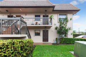 10500 NW 10th St, Pembroke Pines, FL 33026, Sold 08/22/16