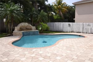 13520 NW 7th St, Plantation, FL 33325, Sold 05/02/16