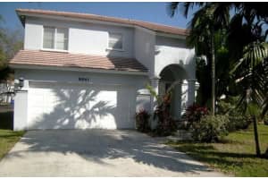 9841 SW 3rd St, Pembroke Pines, FL 33025, Sold 06/24/16