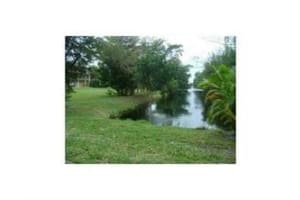 7601 NW 42nd Pl, Sunrise, FL 33351, Sold 08/31/16