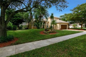 7415 NW 68th Ave, Parkland, FL 33067, Sold 07/11/16