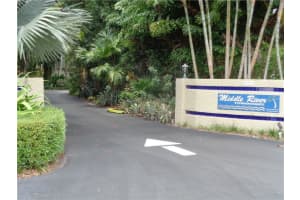 87 NE 17th Ct, Fort Lauderdale, FL 33305, Sold 07/21/16