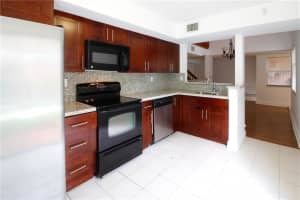 3291 NW 44th St, Oakland Park, FL 33309, Sold 07/22/16