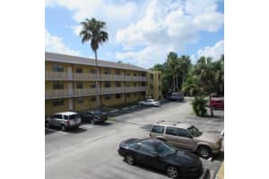 5090 SW 64th Ave, Davie, FL 33314, Sold 05/03/16