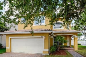 4940 SW 38th Way, Fort Lauderdale, FL 33312, Sold 06/09/16