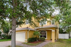 4940 SW 38th Way, Fort Lauderdale, FL 33312, Sold 06/09/16