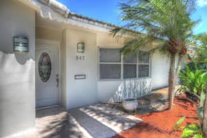 847 NW 7th St, Boca Raton, FL 33486, Sold 07/01/16