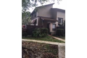 2091 Bayberry Dr, Pembroke Pines, FL 33024, Sold 06/24/16