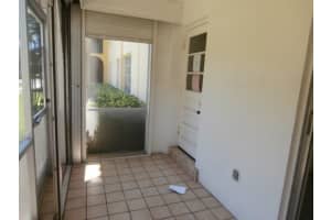 250 NE 20th St, Boca Raton, FL 33431, Sold 05/09/16