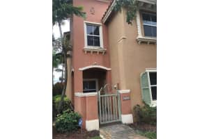 5830 Siena Ln, Hollywood, FL 33021, Sold 06/24/16